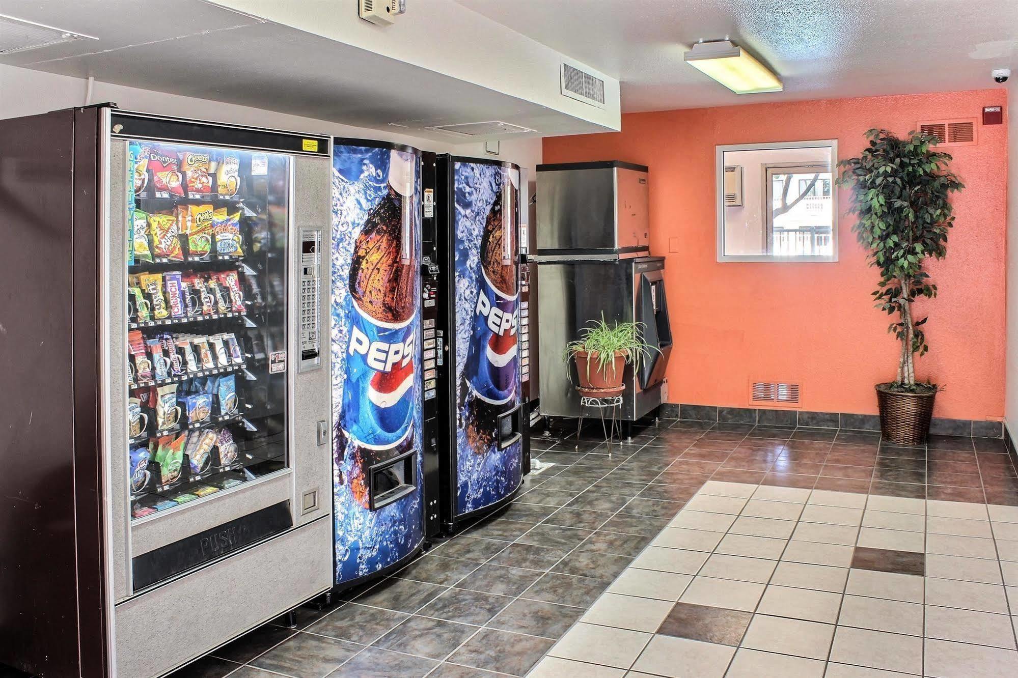 Motel 6-King City, Ca ภายนอก รูปภาพ