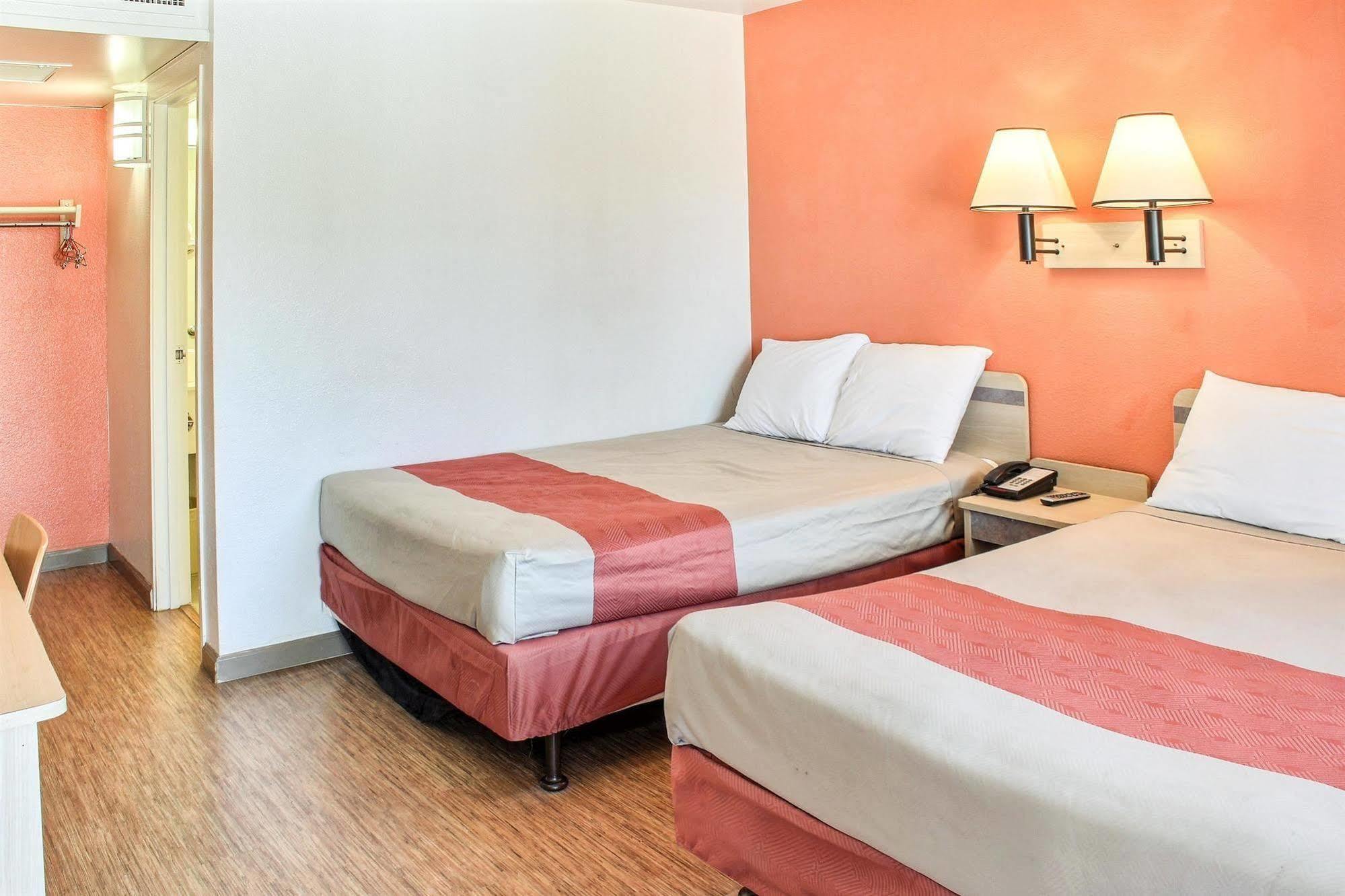 Motel 6-King City, Ca ภายนอก รูปภาพ